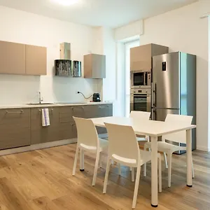 15min Metro Duomo - Rho Fiera - Skyscraper Kitchen Appartamento Milano